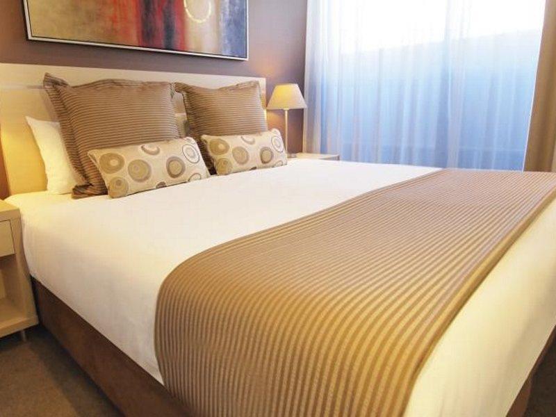 Oaks Adelaide Horizons Suites Экстерьер фото