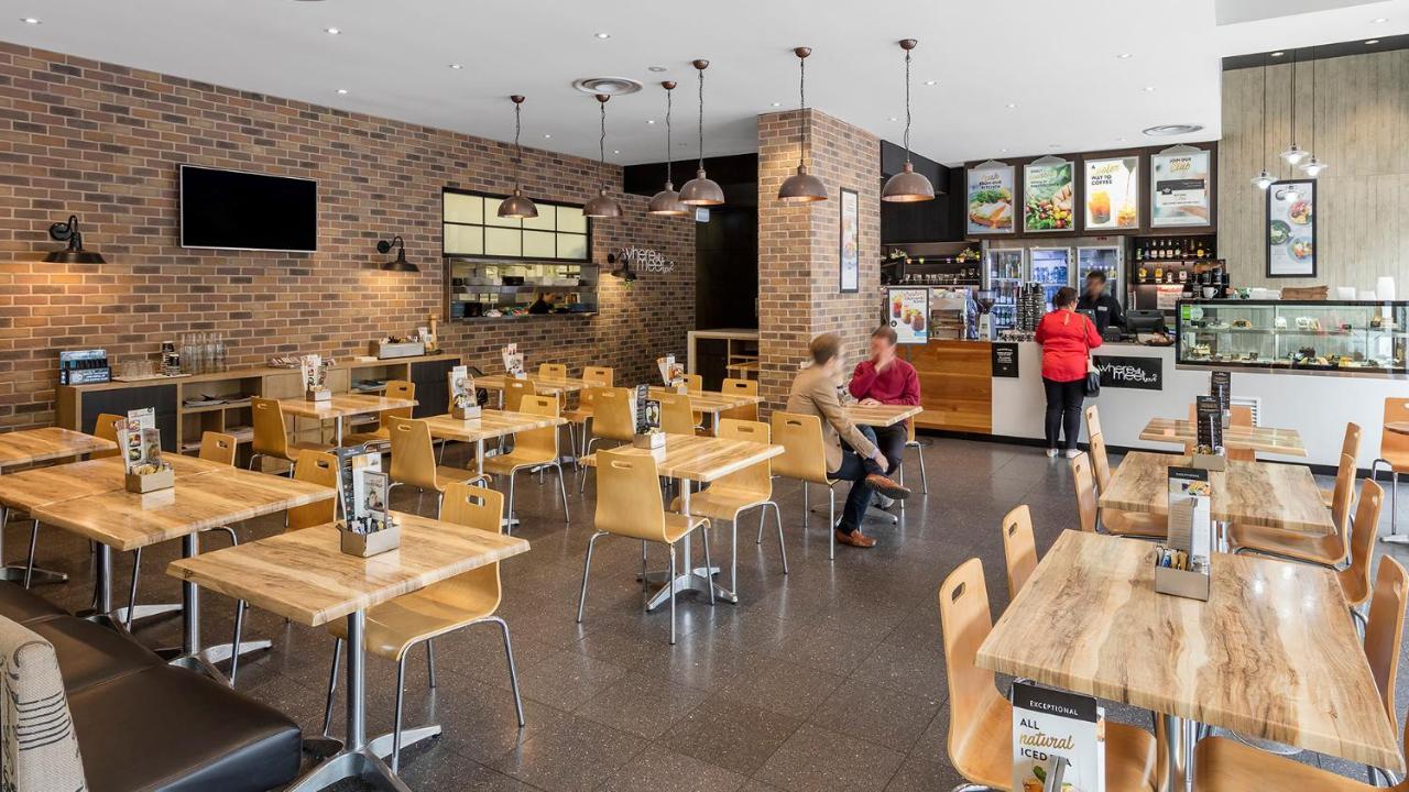 Oaks Adelaide Horizons Suites Экстерьер фото